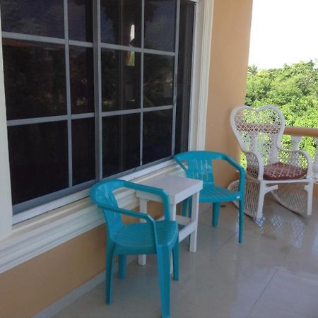 White Sands Hostel 蓬塔卡纳 外观 照片